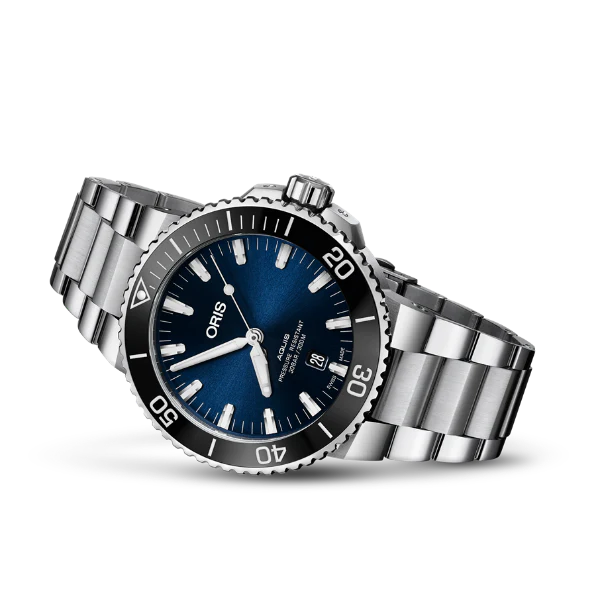 Oris Aquis Date Silver Stainless Steel Blue Dial Automatic Watch for Gents - 01.733.7730.4135 - Image 3