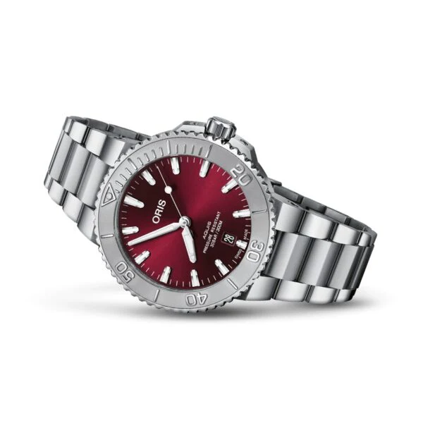 Oris Aquis Silver Stainless Steel Red Dial Automatic Watch for Gents - 0173377304158078245PEB - Image 2